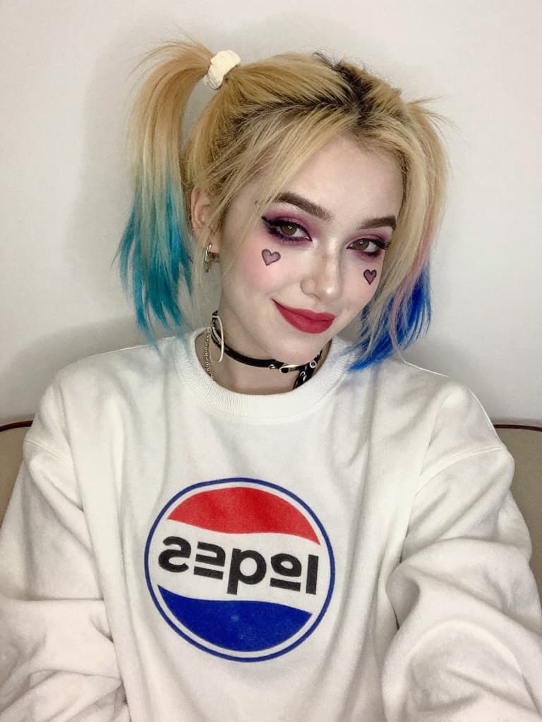Smartphone selfie of a conventionally attractive young caucasian…